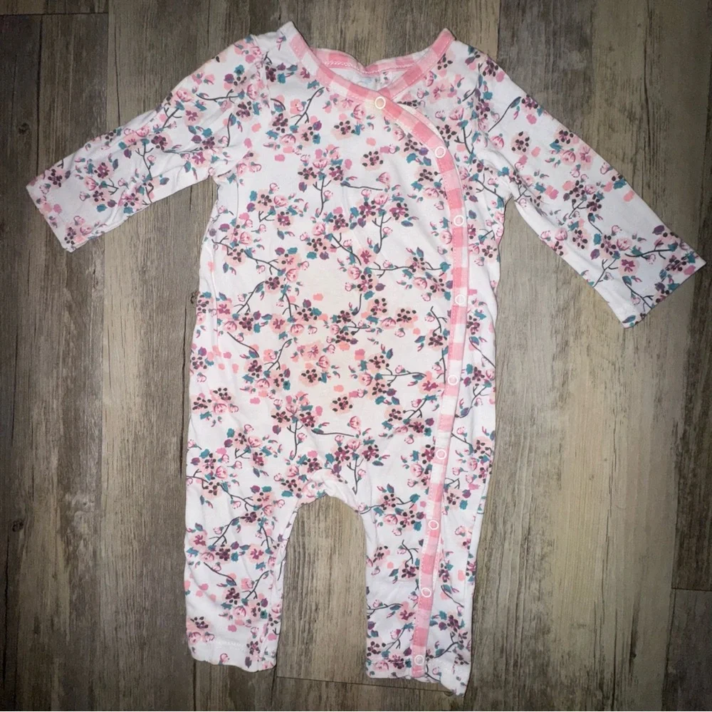 ☀️6/$20☀️ Jessica Simpson Pink Floral Baby Pajama Set